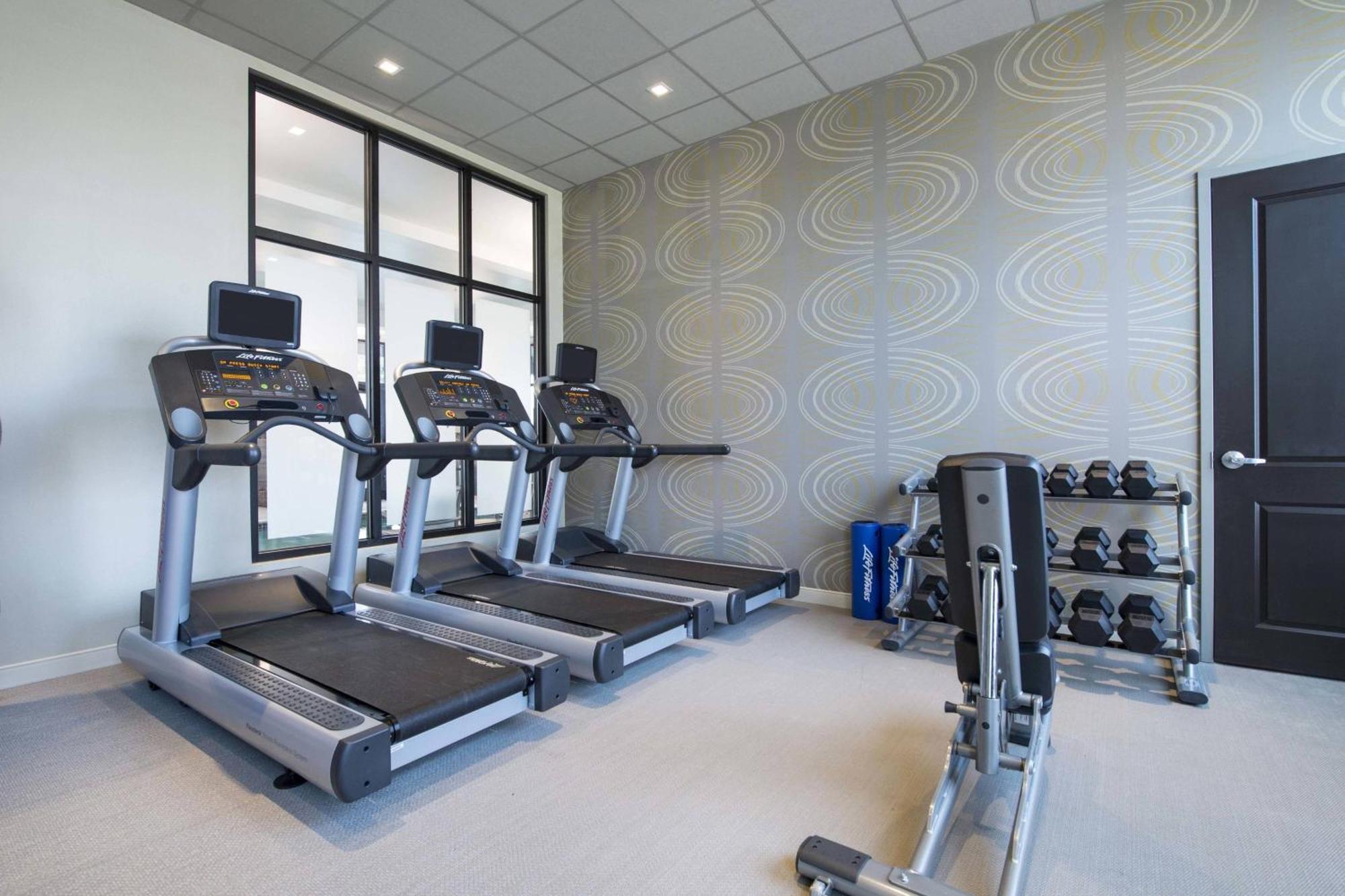 Towneplace Suites By Marriott Boston Logan Airport/Челси Экстерьер фото